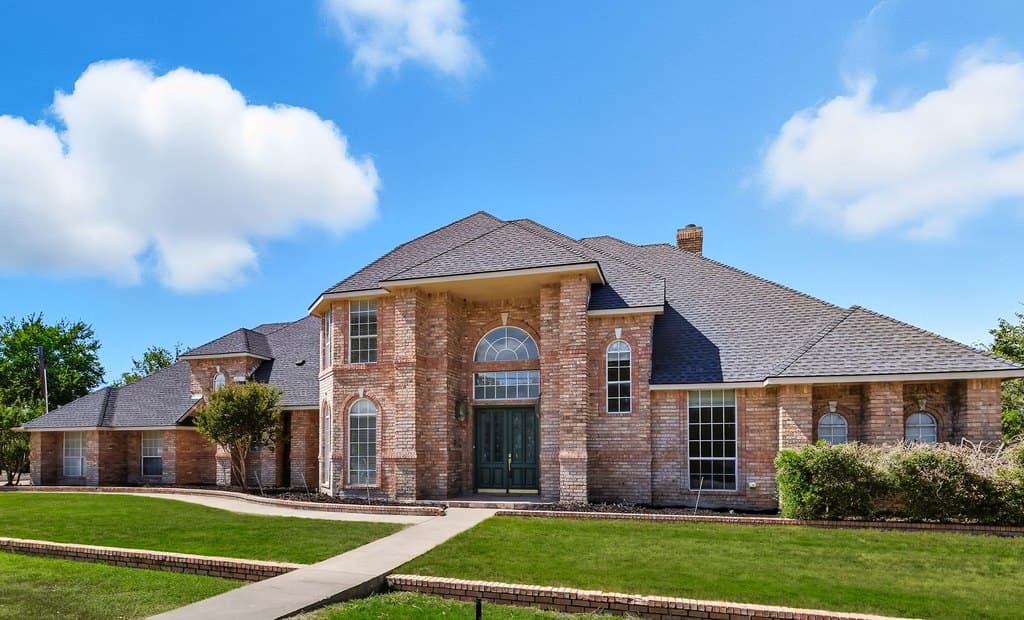 4 bedroom house for sale at 143 Lakeview Dr Annetta - $800,000