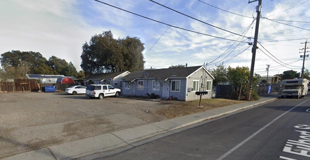 4 bedroom multi-family for sale at 1306 N Filbert St August - $544,000