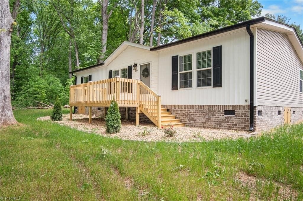 3 bedroom mobile home for sale at 130 Sonora Dr Advance - $237,000