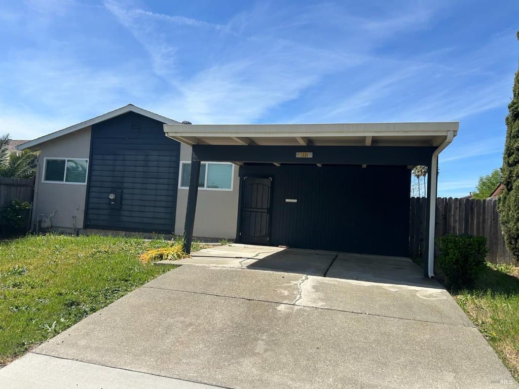 2 bedroom house for sale at 1335 Jack London Dr Vallejo - $450,000