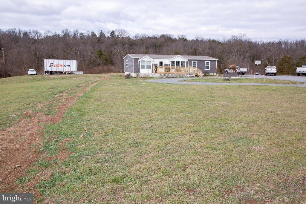 3 bedroom mobile home for sale at 1101 Beaver Run Rd Burlington - $267,500