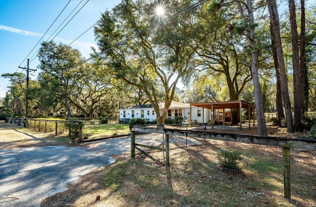 3 bedroom house for sale at 7967 Highway 162 Adams Run - $579,900