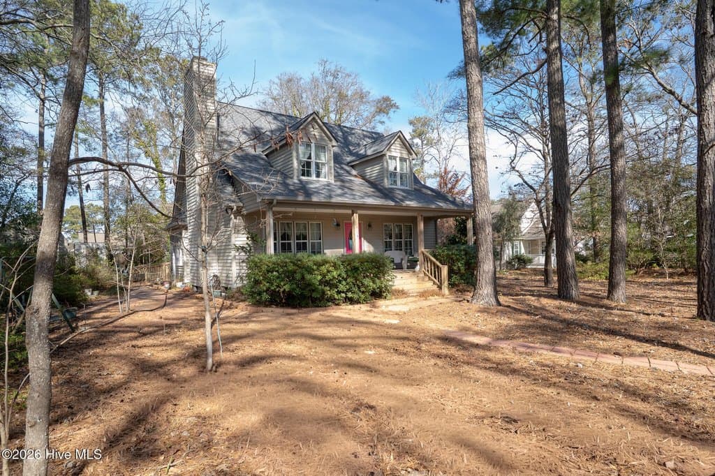 3 bedroom house for sale at 407 Loma Linda Dr Cape Carteret - $400,000