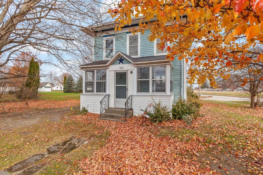 3 bedroom house for sale at 502 Beagle Rd Blissfield - $129,900