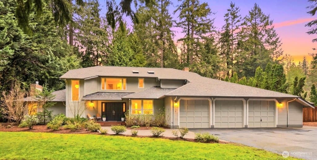 4 bedroom house for sale at 22720 NE 46th St Redmond 98053 - $2,150,000