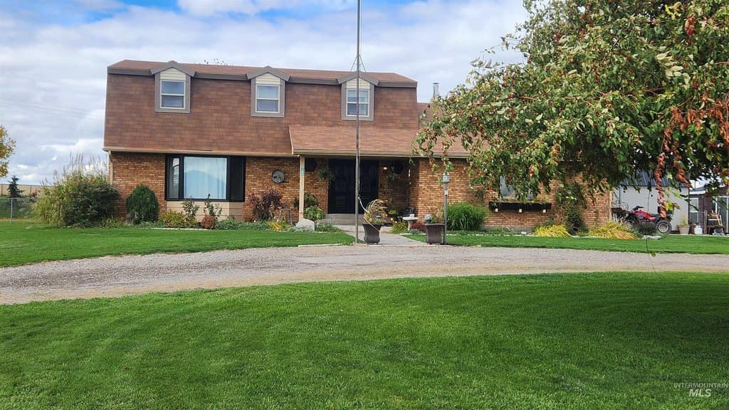 5 bedroom house for sale at 288 S 123 W # B Burley - $859,900