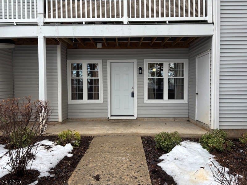 1 bedroom condo for sale at 11 Mountain Ct Bedminster - $299,000