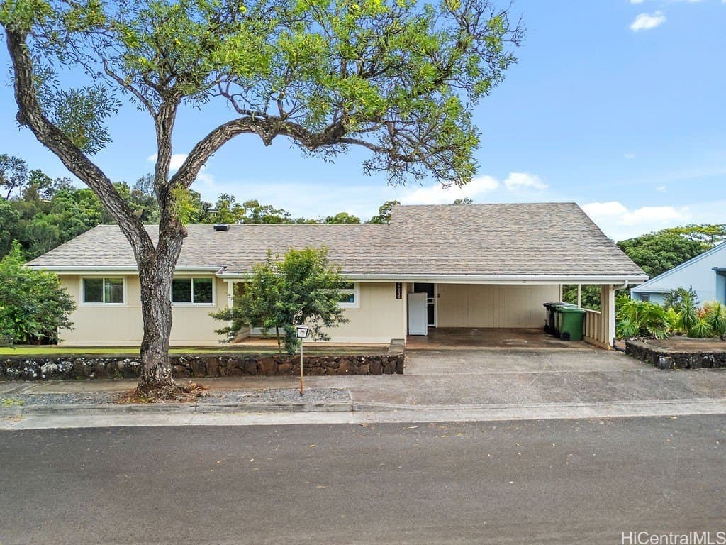 3 bedroom house for sale at 98-2033 Pahiolo St Aiea - $1,448,000