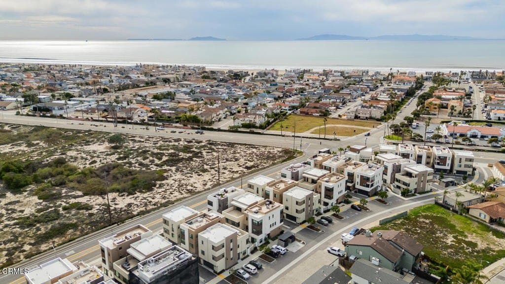 3 bedroom house for sale at 1085 Canal St Oxnard 93035 - $1,100,000