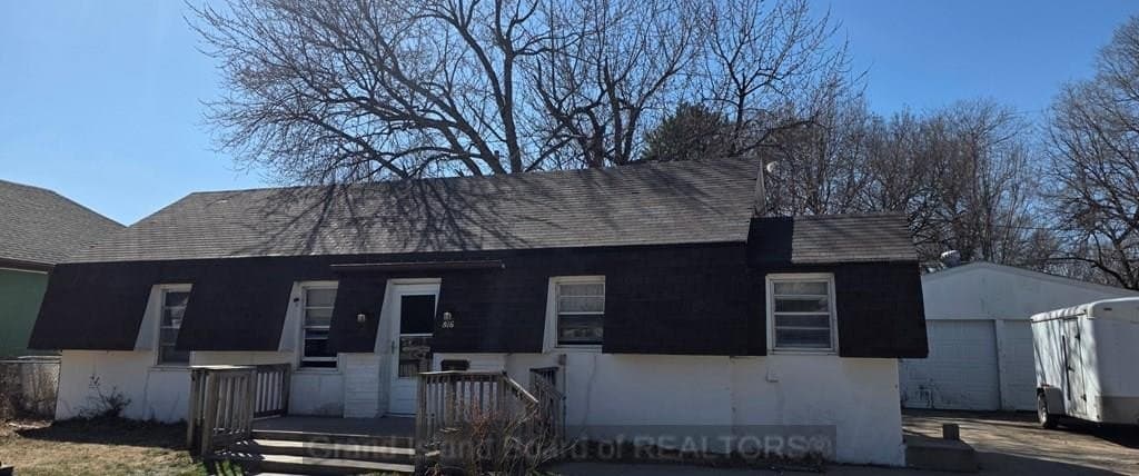 3 bedroom house for sale at 816 S Kimball St Grand Island 68801 - $150,000