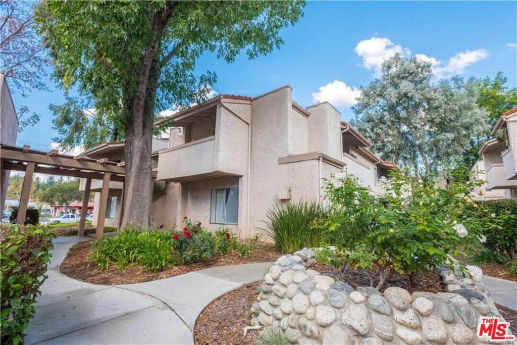 2 bedroom condo for sale at 28947 Thousand Oaks Blvd Unit 112 Agoura Hills - $399,000