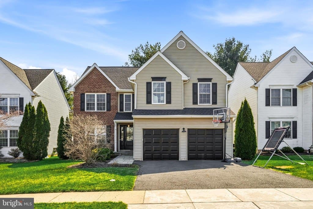 4 bedroom house for sale at 4179 Miladies Ln Doylestown 18902 - $675,000