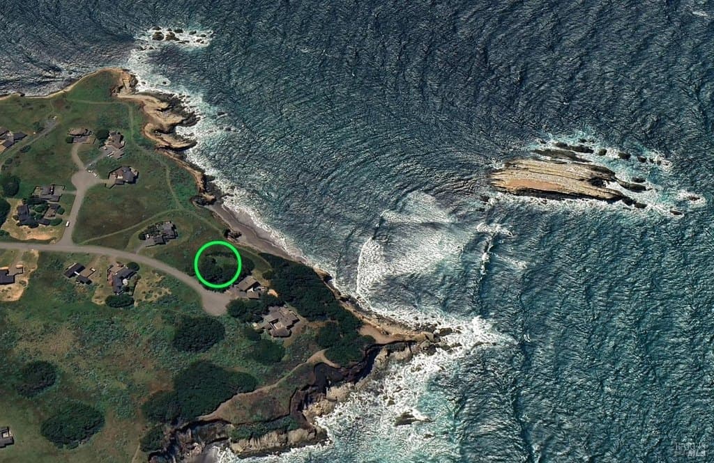 land for sale at 42179 Rock Cod Sea Ranch - $630,000