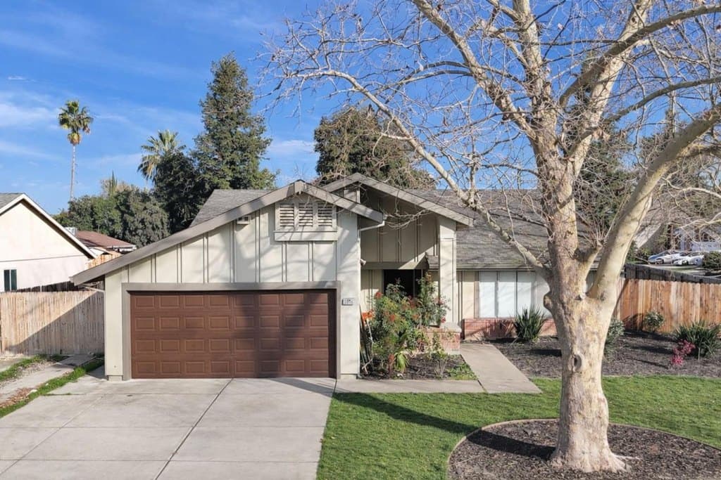 4 bedroom house for sale at 3046 Bridgeford Dr Sacramento - $518,000