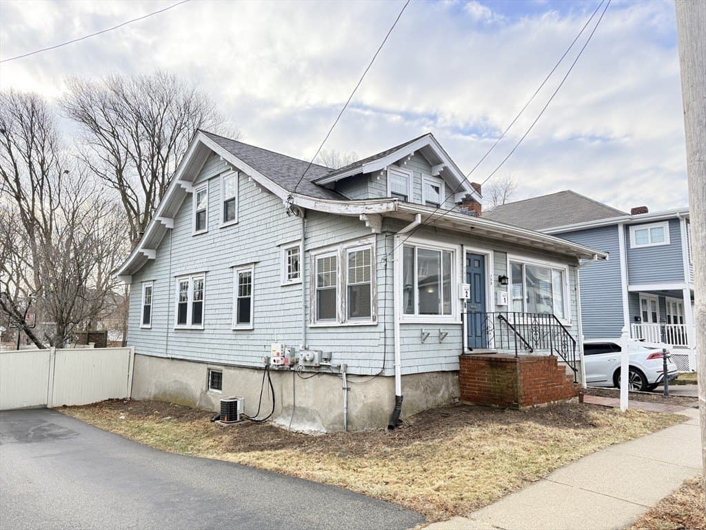 4 bedroom multi-family for sale at 153-155 Vassall St Quincy 02171 - $919,000