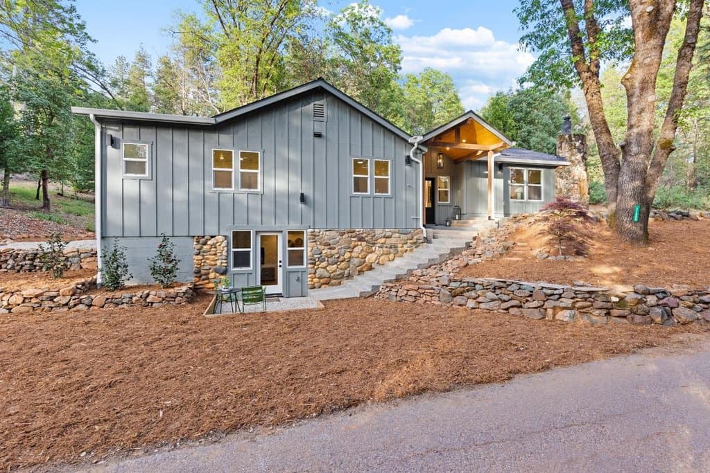 3 bedroom house for sale at 11000 Bubbling Wells Rd Grass Valley 95945 - $735,000