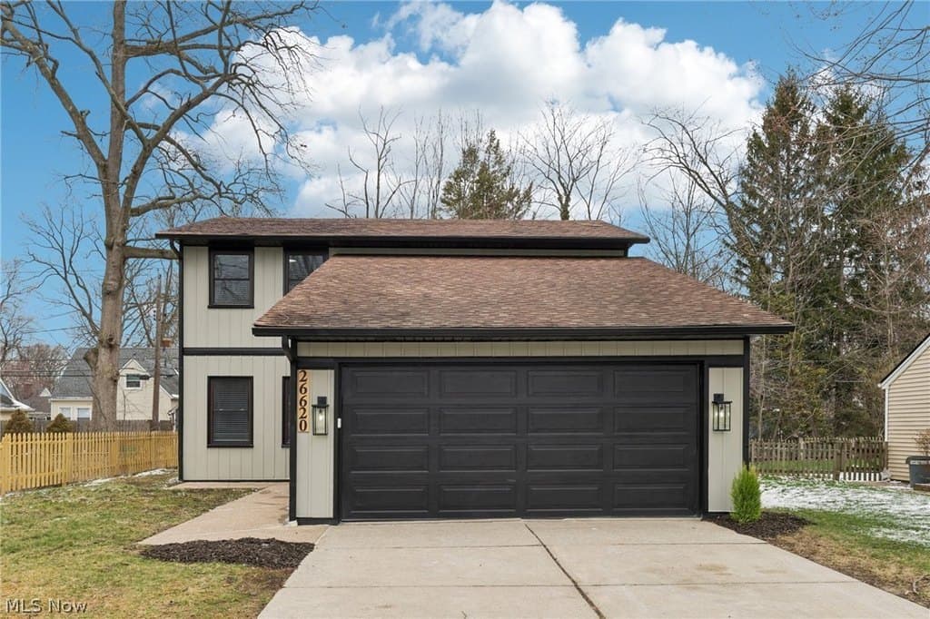3 bedroom house for sale at 26620 Midland Rd Bay Village - $469,900