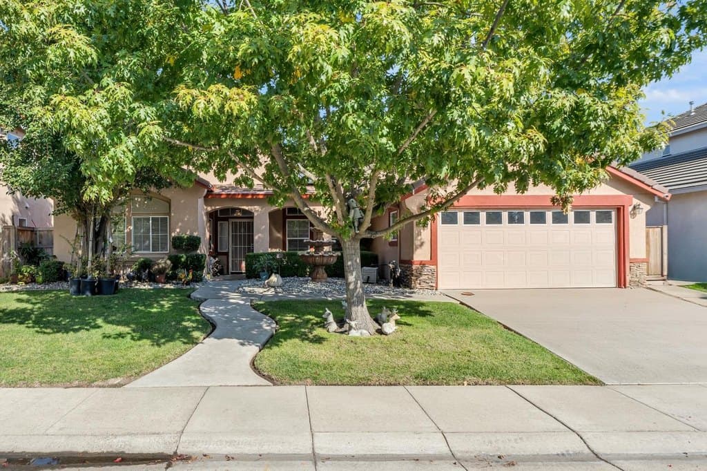 4 bedroom house for sale at 4500 Windsong St Sacramento - $599,999