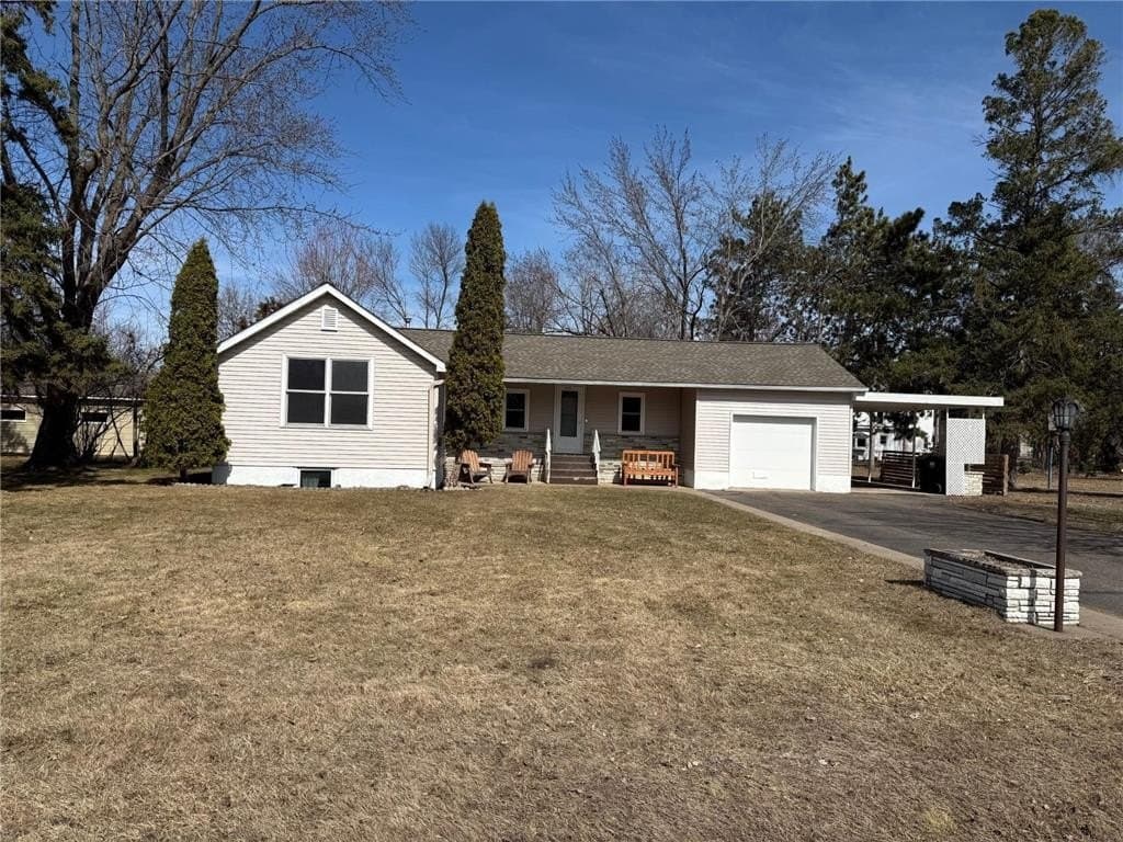 2 bedroom house for sale at 14030 Central Ave Becker - $295,000