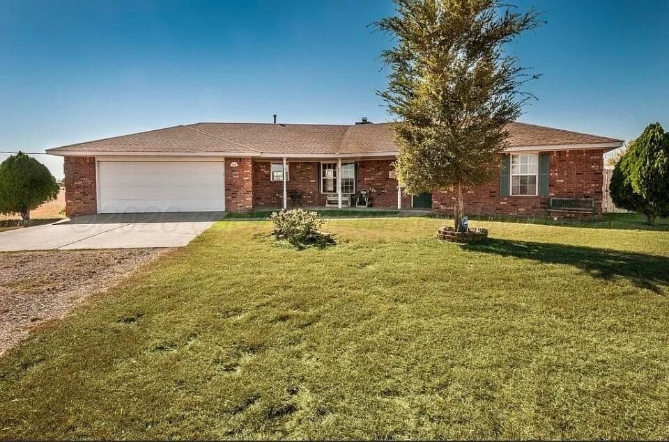 3 bedroom house for sale at 551 S Lantana Rd Bushland - $230,000