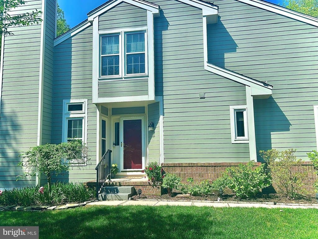 4 bedroom townhouse for sale at 114 Spring Place Way Parole 21401 - $725,000
