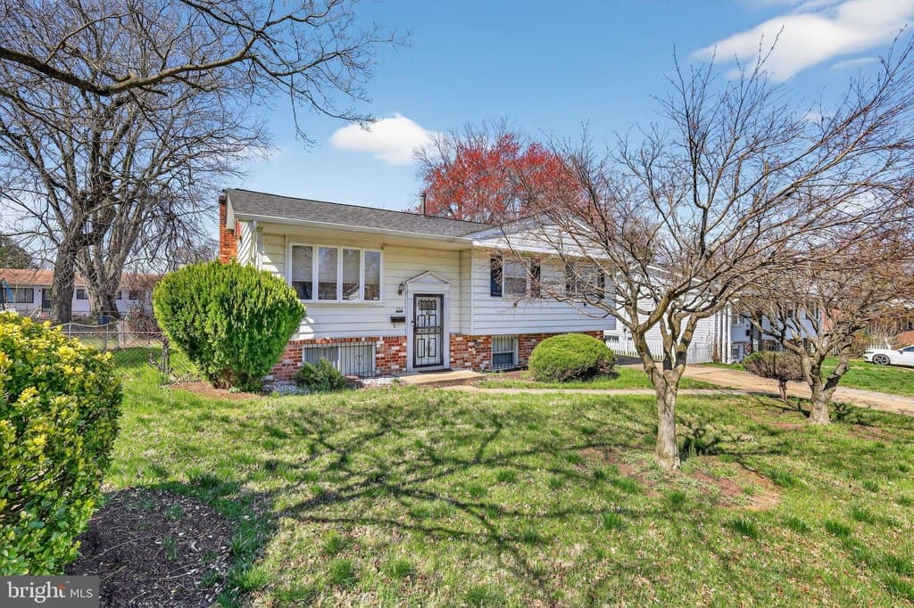 4 bedroom house for sale at 120 W Mill Ave Capitol Heights - $389,900