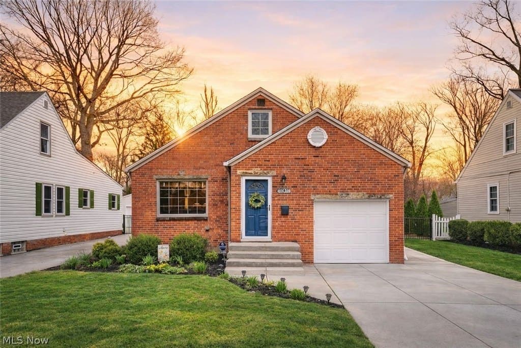 3 bedroom house for sale at 24024 E Oakland Rd Bay Village - $324,900