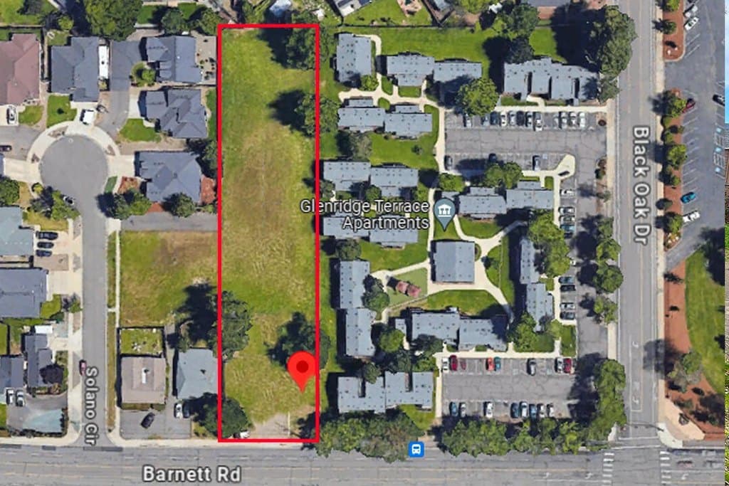 land for sale at 2549 E Barnett Rd Medford - $579,000