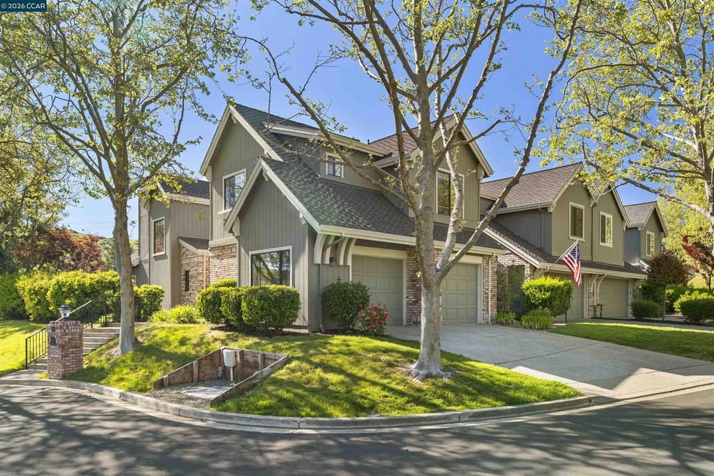 3 bedroom townhouse for sale at 360 S Eagle Nest Ln Danville 94506 - $1,278,000