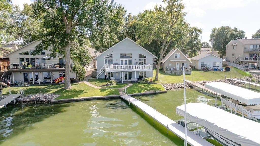3 bedroom house for sale at 380 Lake Dr Arnolds Park - $1,590,000