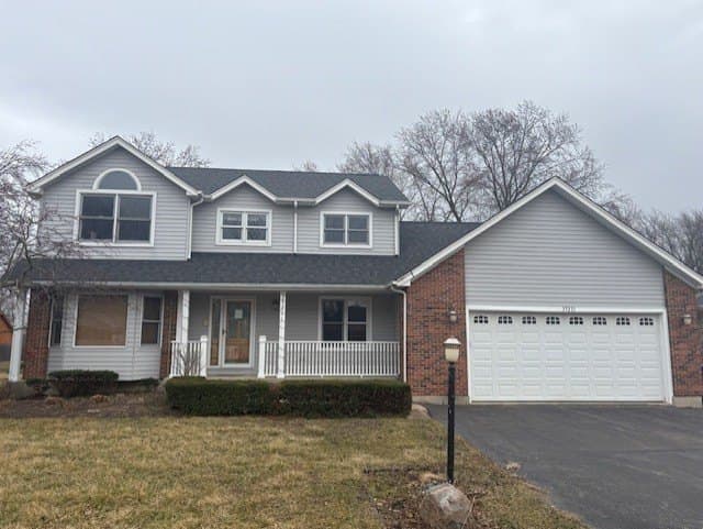 4 bedroom house for sale at 37211 N Sistina Ave Venetian Village 60046 - $350,000