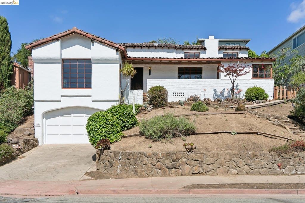 3 bedroom house for sale at 340 Jerome Ave Piedmont 94610 - $995,000
