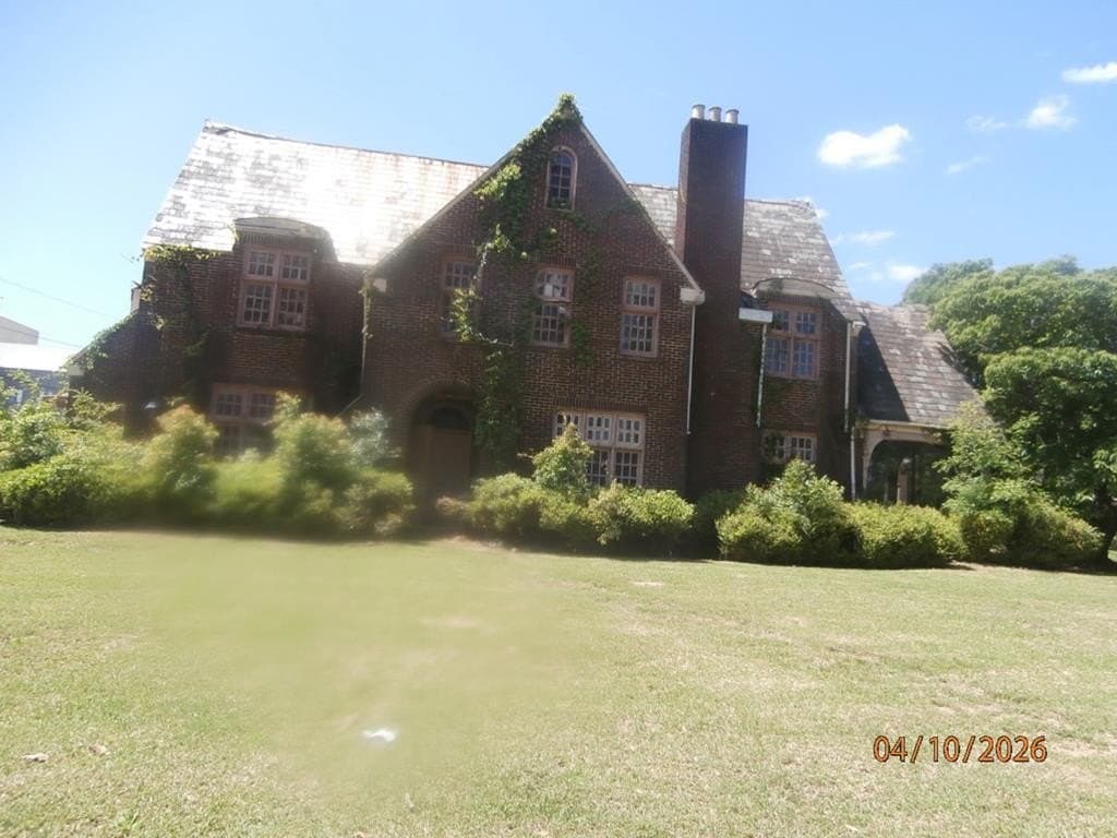 3 bedroom house for sale at 1107 N Jefferson St Albany - $149,760