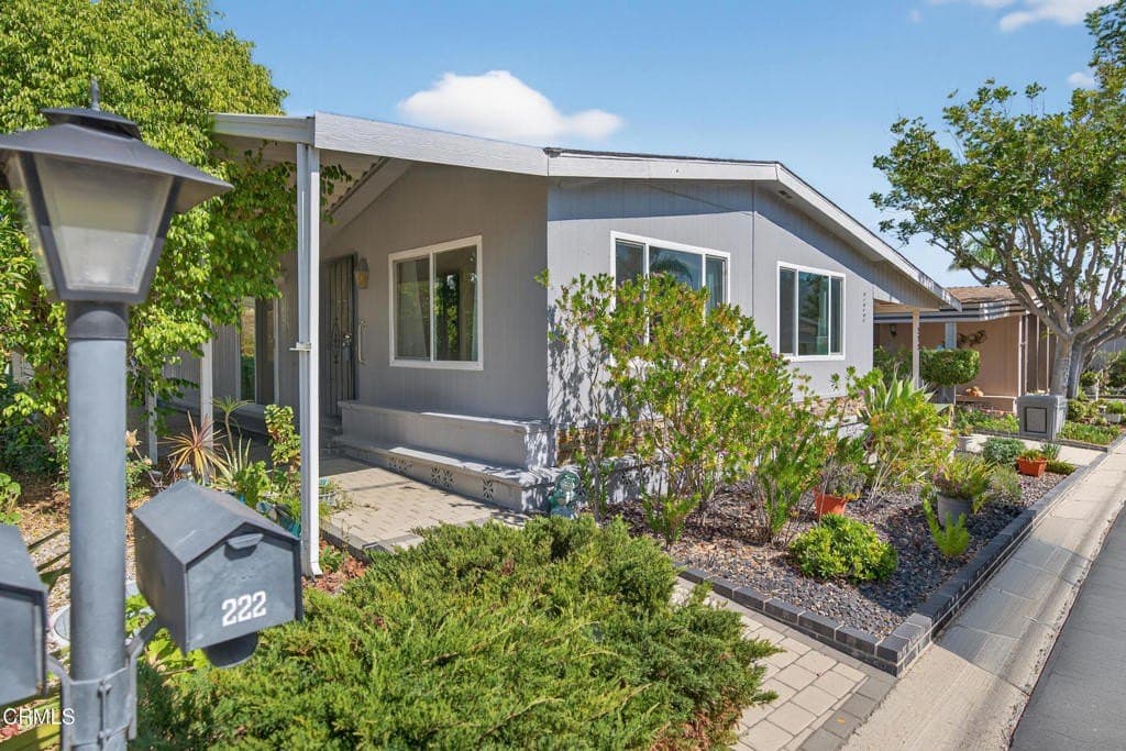 2 bedroom mobile home for sale at 222 Calle Fronte Unit 29 Camarillo - $480,000