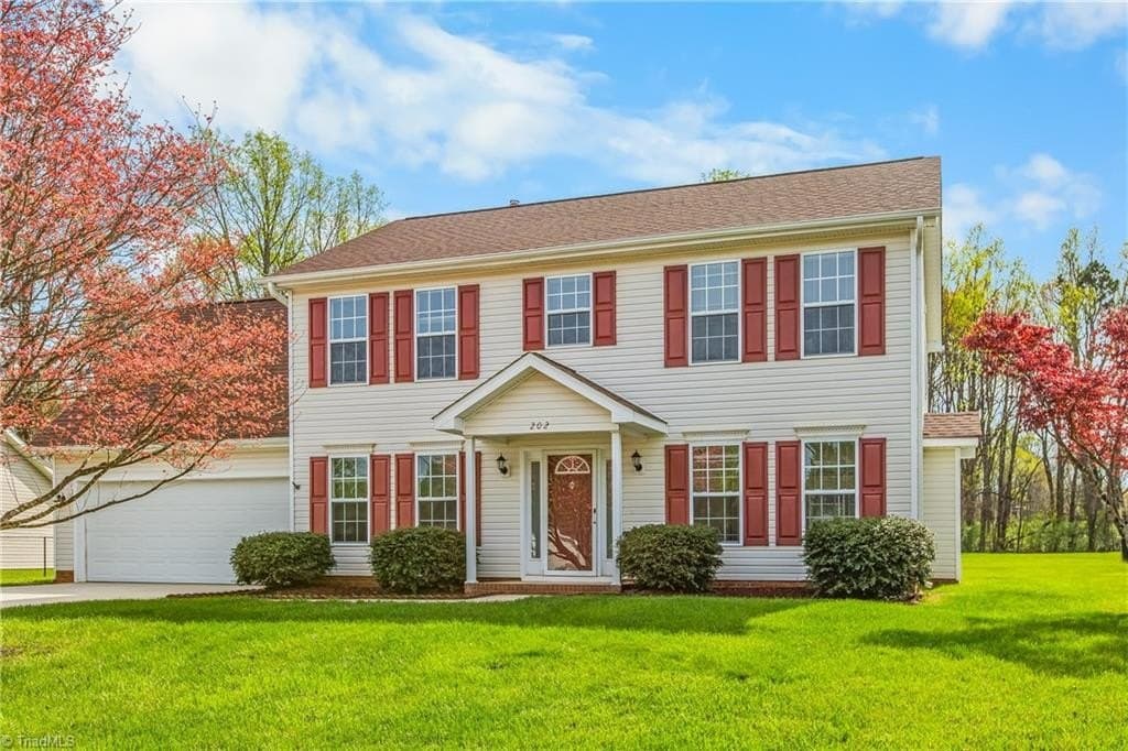 4 bedroom house for sale at 202 Wyndham Ave High Point 27265 - $364,000