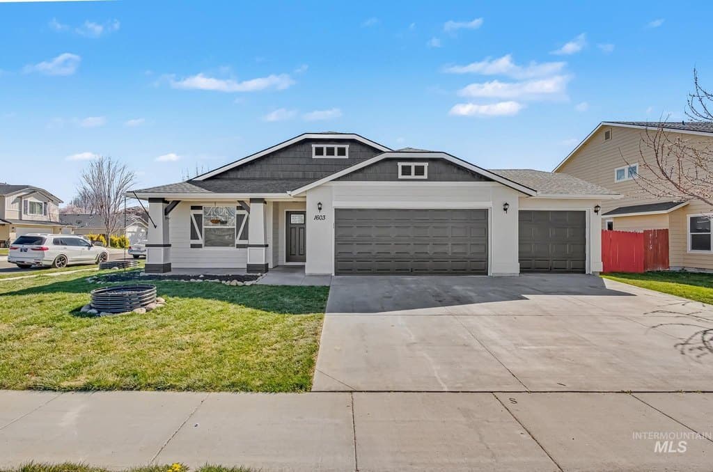 3 bedroom house for sale at 1603 W Tamarack Dr Nampa 83651 - $419,999