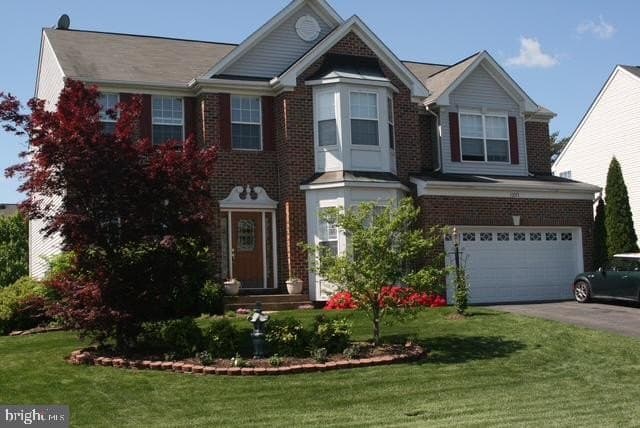 5 bedroom house for sale at 12513 Chippenham Ct Bristow - $850,000