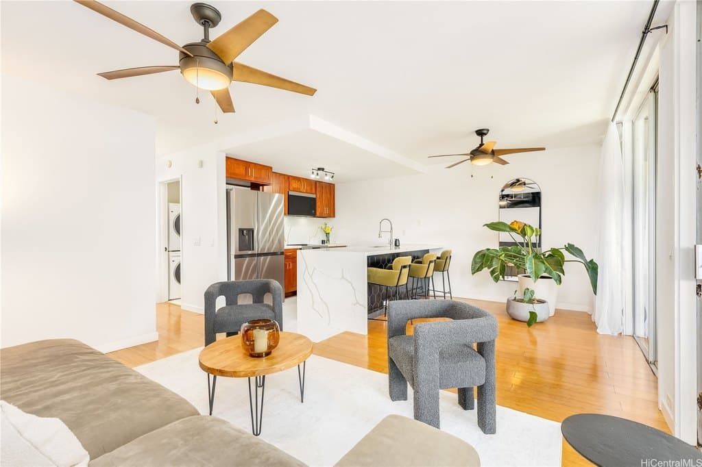 2 bedroom condo for sale at 98-380 Koauka Loop Apt 342 Aiea - $557,000