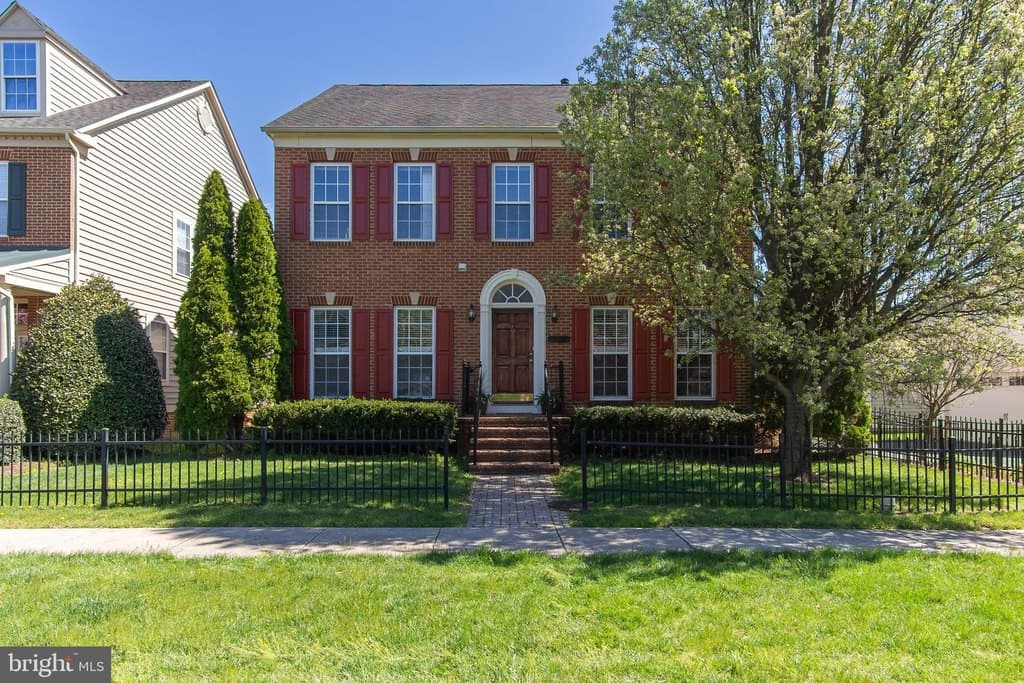 4 bedroom house for sale at 5523 Tracey Bruce Dr Adamstown - $535,000
