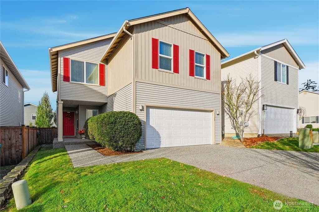 3 bedroom house for sale at 2208 116th Dr SE Cavalero - $675,000