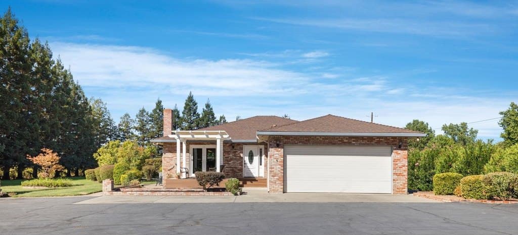 3 bedroom house for sale at 20201 N Dustin Rd Acampo - $1,000,000