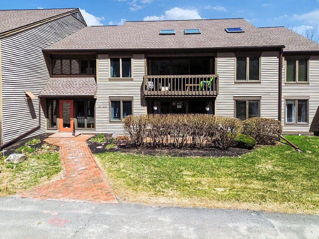 2 bedroom condo for sale at 34 Parkwood Dr Unit 102 Augusta - $285,000