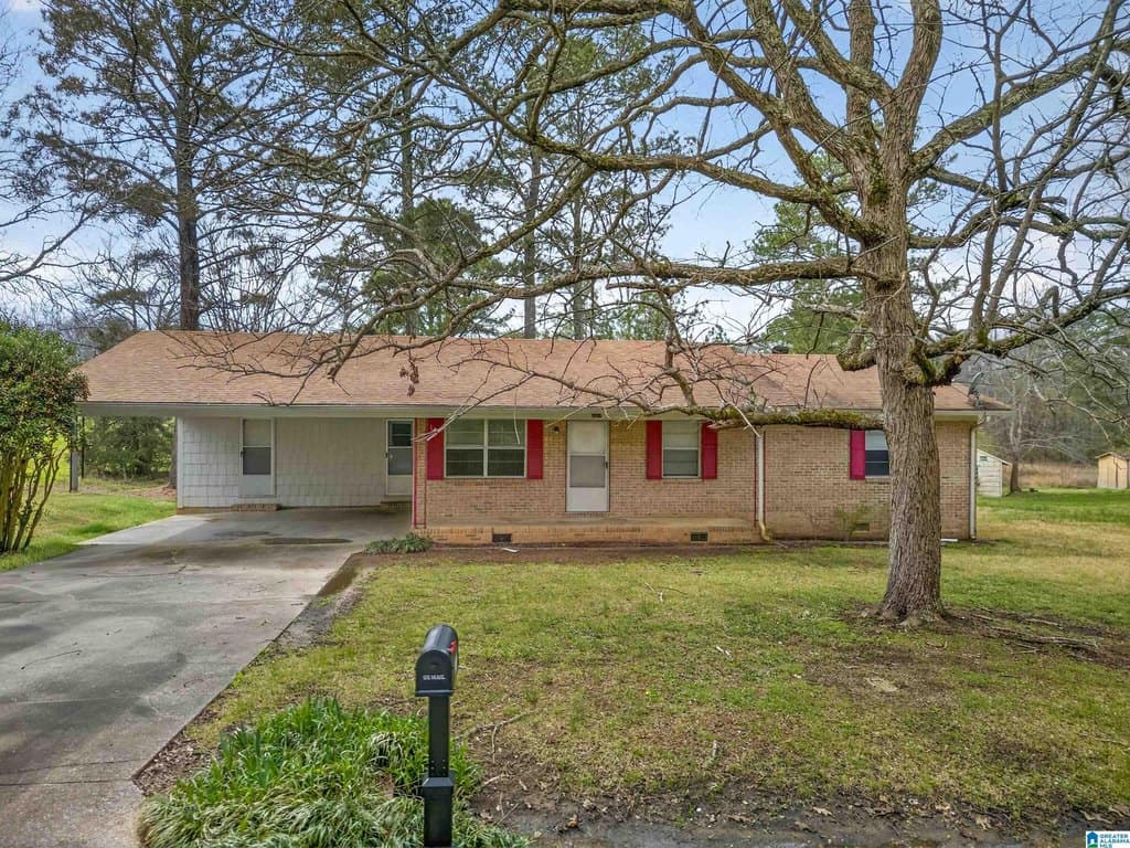 3 bedroom house for sale at 2317 Glenvale Rd Alexandria - $179,900