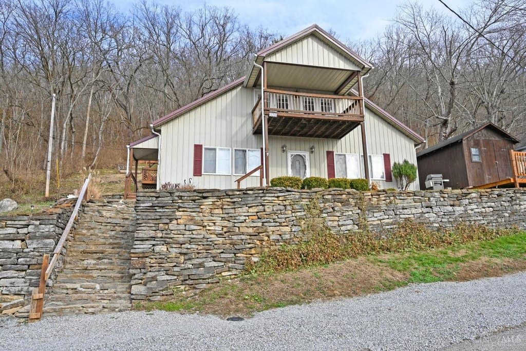 2 bedroom house for sale at 570 Mountain St Aberdeen - $239,000