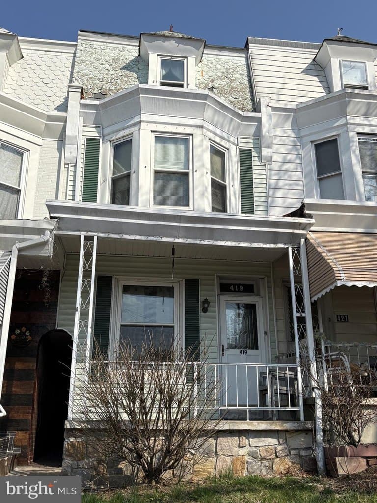 5 bedroom townhouse for sale at 419 S 11th St Reading 19602 - $129,900