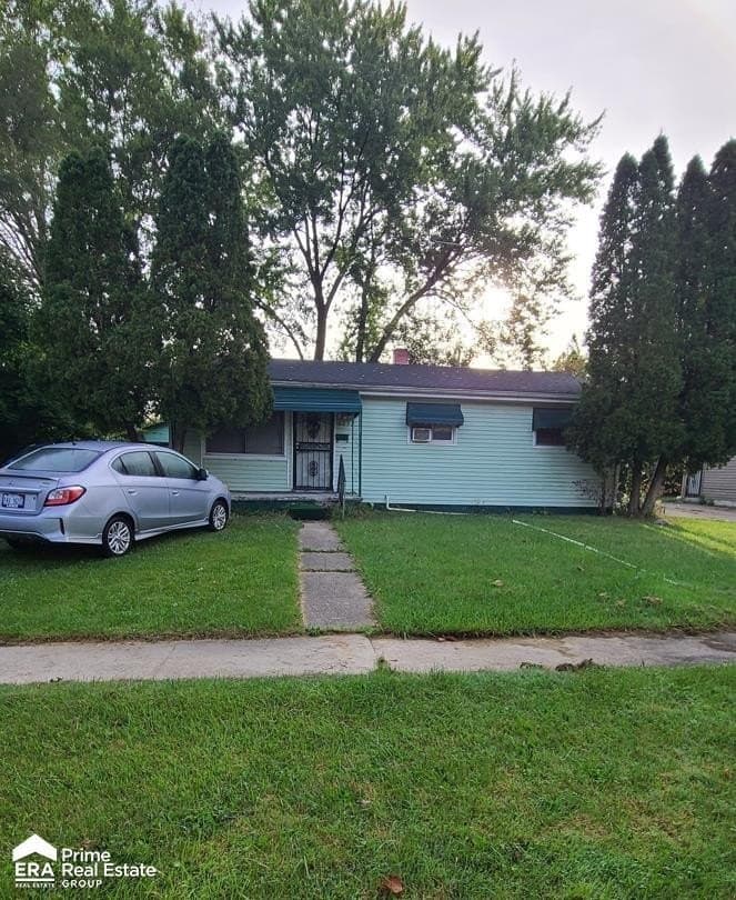 4 bedroom house for sale at 6232 Lebeau St Beecher - $69,000