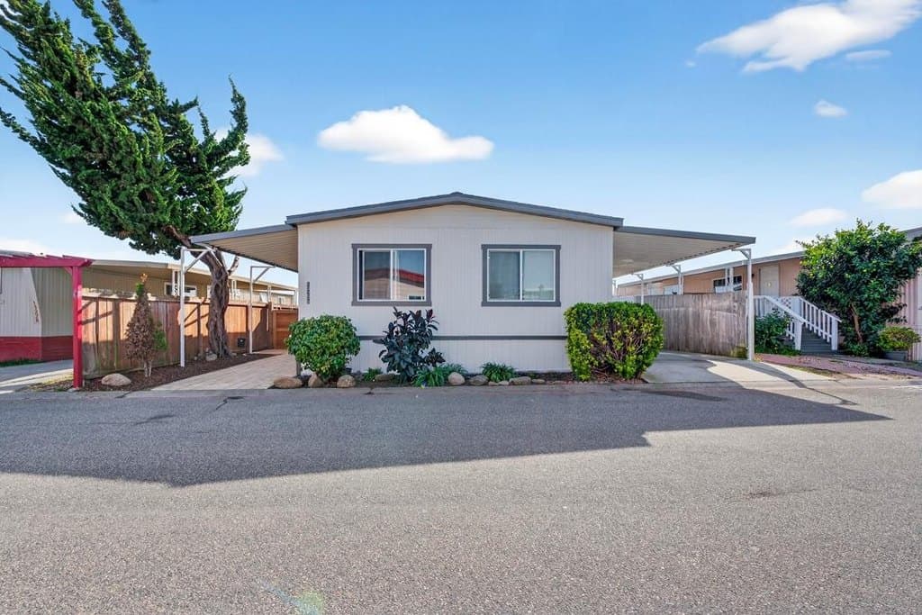 3 bedroom mobile home for sale at 13226 Cielo Azul Unit 250 Castroville - $359,000