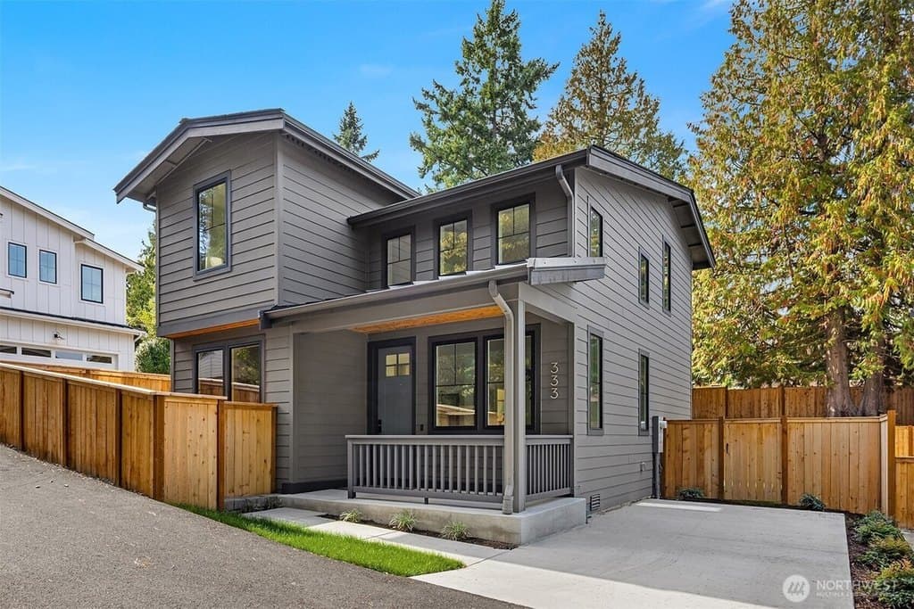 3 bedroom house for sale at 333 18th Ave Kirkland 98033 - $1,200,000