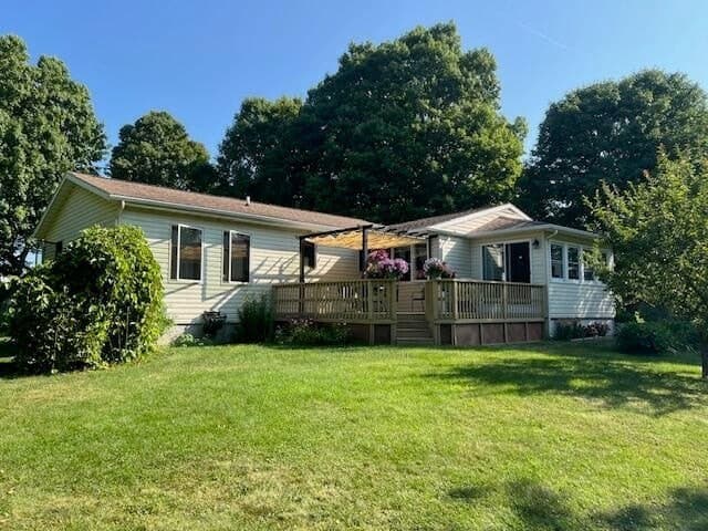 4 bedroom house for sale at 789 Hayford Rd Champlain - $249,900