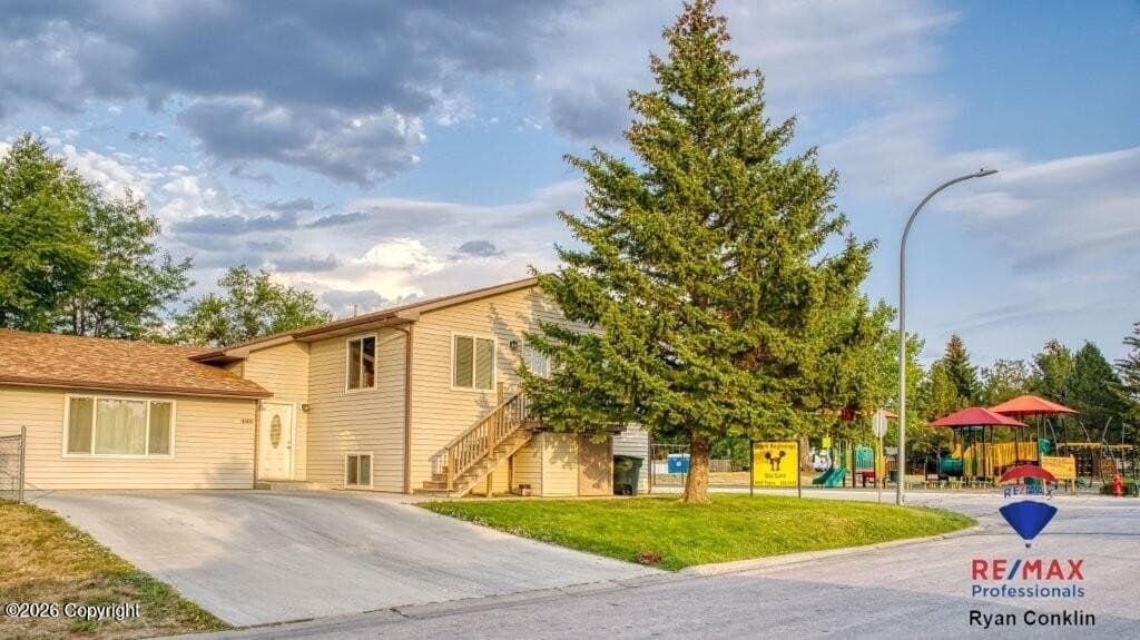 3 bedroom house for sale at 4005 Tepee St Gillette 82718 - $590,000